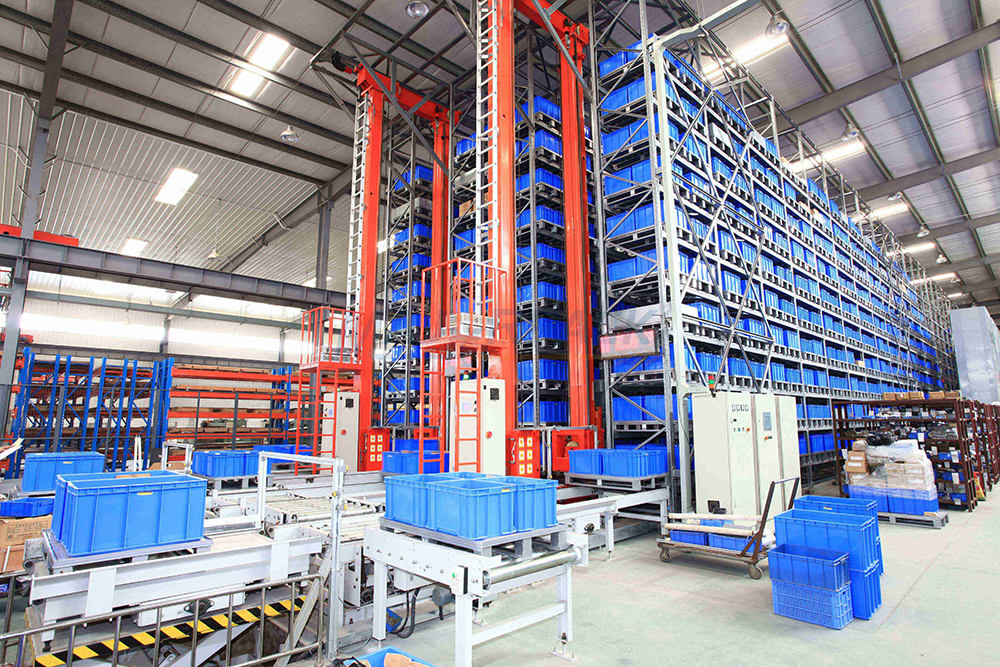 Majorpack‘s factory-Vertical component storage warehouse